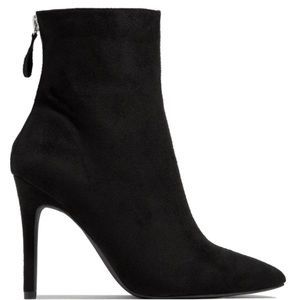 Women Black Booties